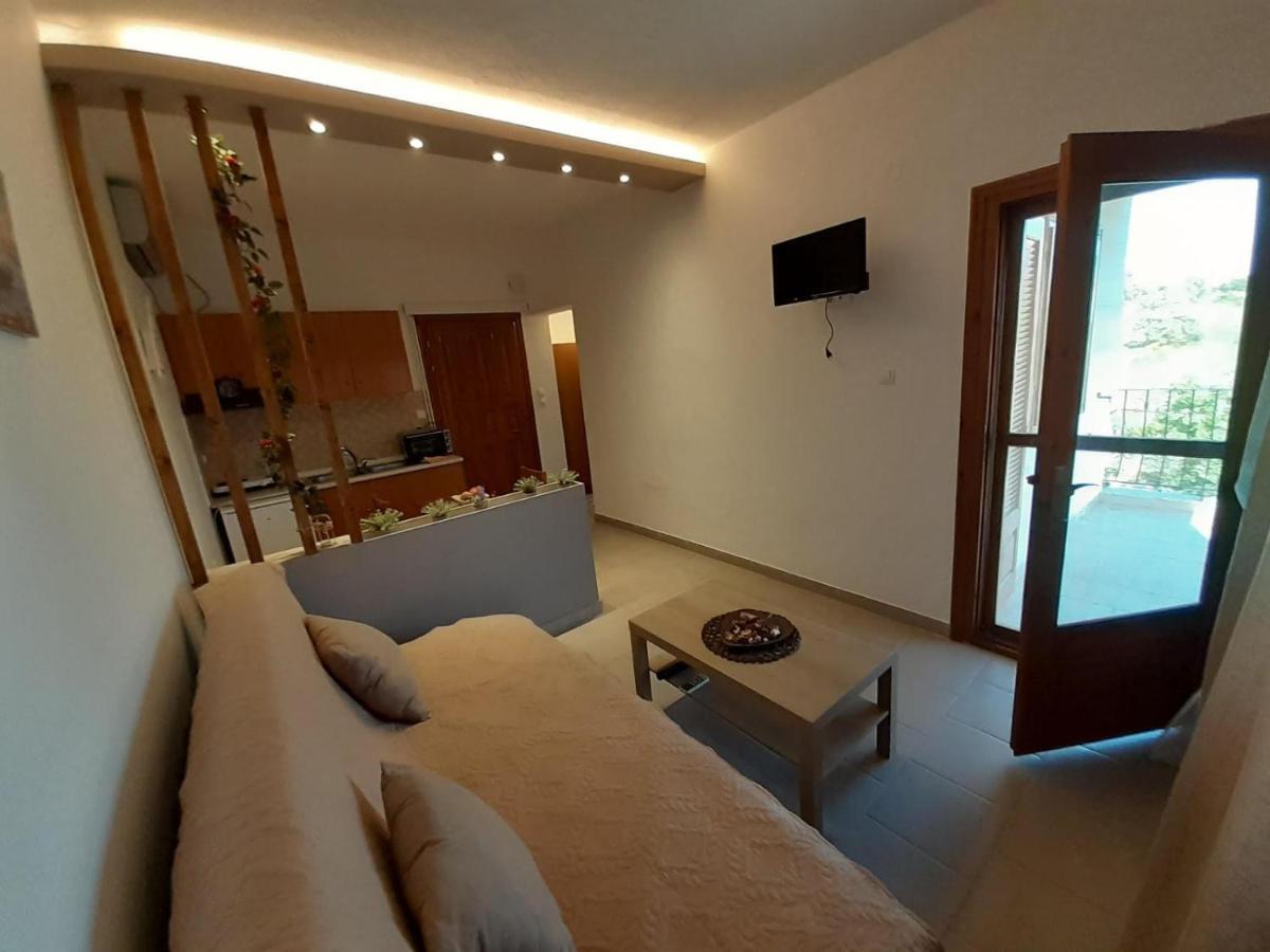 Elaionas Apt. Psakoudia Bagian luar foto