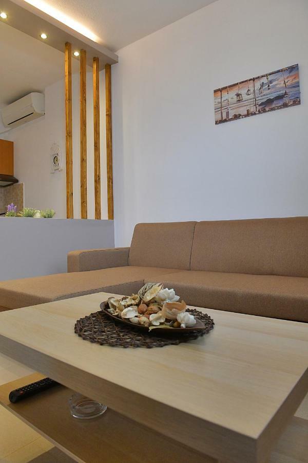 Elaionas Apt. Psakoudia Bagian luar foto